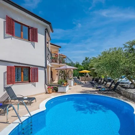 Ferienwohnung Mit Sauna, Meerblick, Whirlpool, Pool, Wlan Und Einem Grill