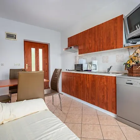 Apartman Ferienwohnung Mit Sauna, Meerblick, Whirlpool, Pool, Wlan Und Einem Grill *