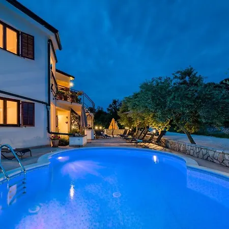 Ferienwohnung Mit Sauna, Meerblick, Whirlpool, Pool, Wlan Und Einem Grill *