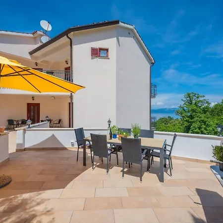 Ferienwohnung Mit Sauna, Meerblick, Whirlpool, Pool, Wlan Und Einem Grill Drenje (Istria)