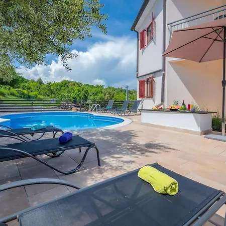 Ferienwohnung Mit Sauna, Meerblick, Whirlpool, Pool, Wlan Und Einem Grill *